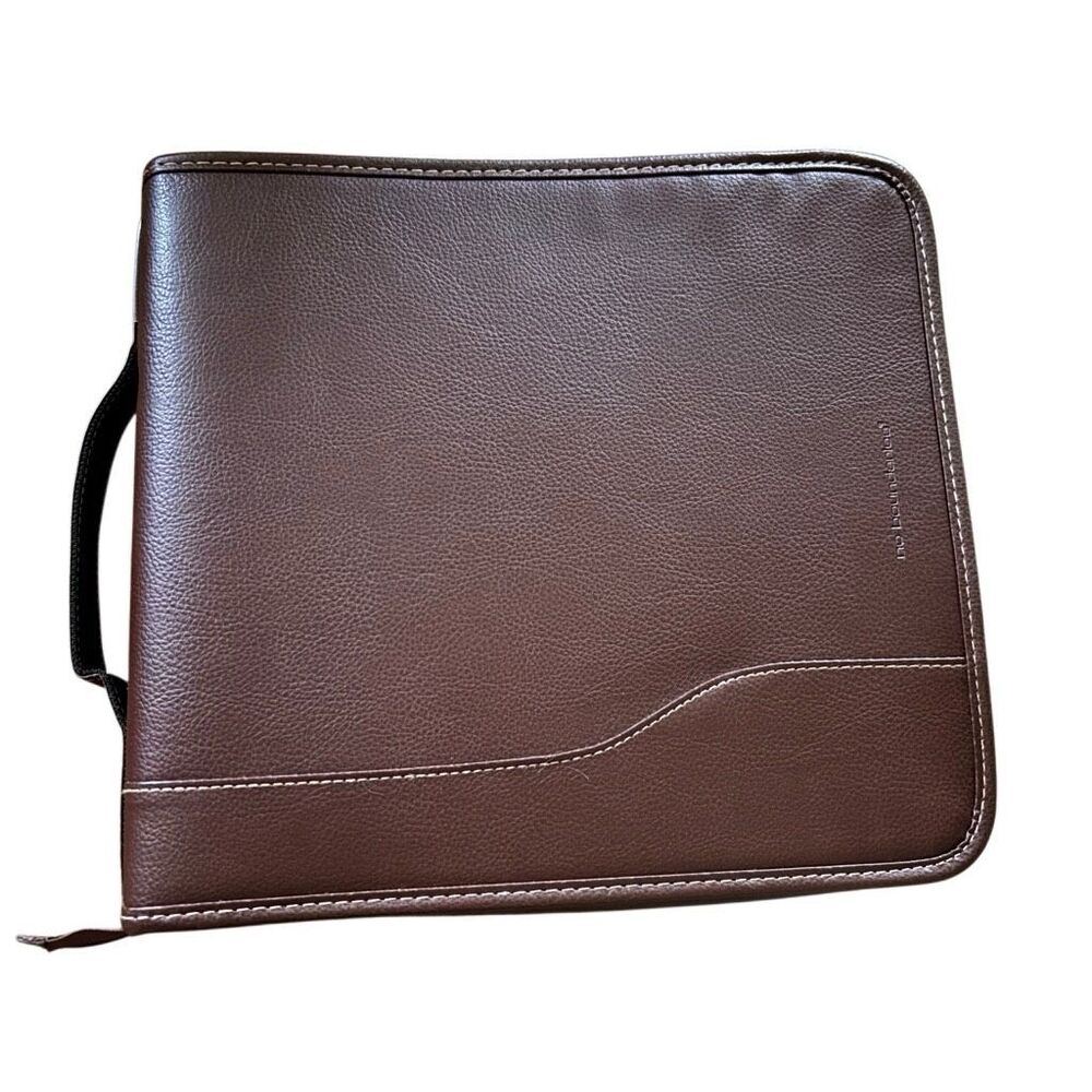VTG No Boundaries Brown Leather CD Case Holder Wallet Zipper Binder 104 Capacity